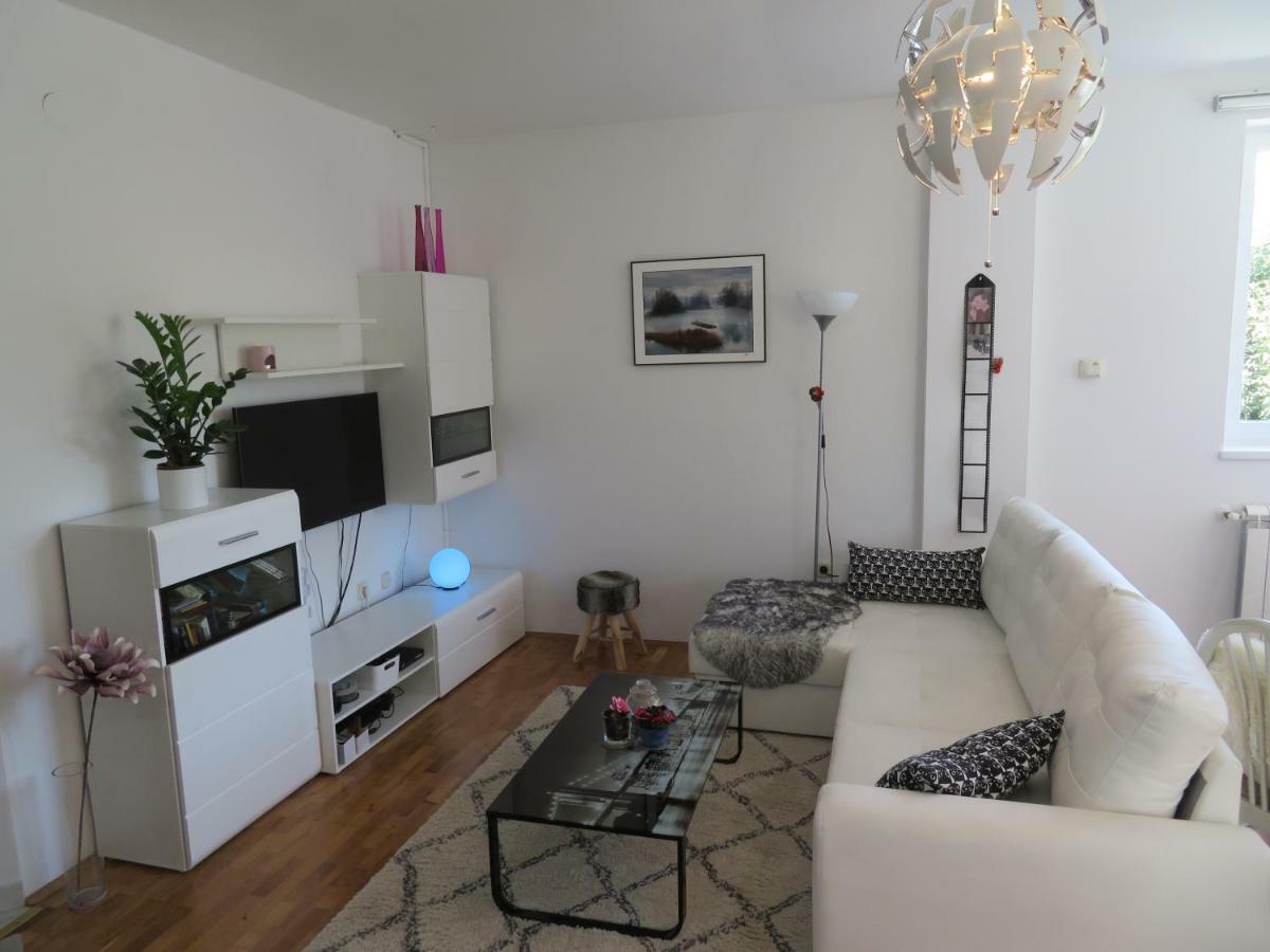 Apartman Eli Rovinj Extérieur photo